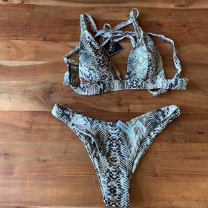 Zaful Snake Print Bikini NWT | Femme | Medium